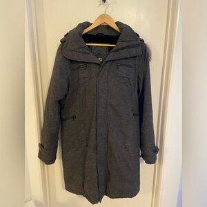 Aritzia TNA Womens Ultra-Warm Winter Coat XL Drk Grey Adjustable Water-Repellent